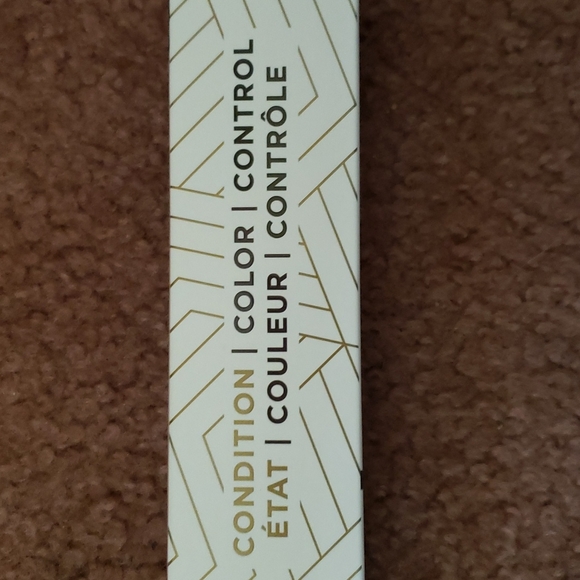 Billion dollar brows kit - Picture 2 of 4